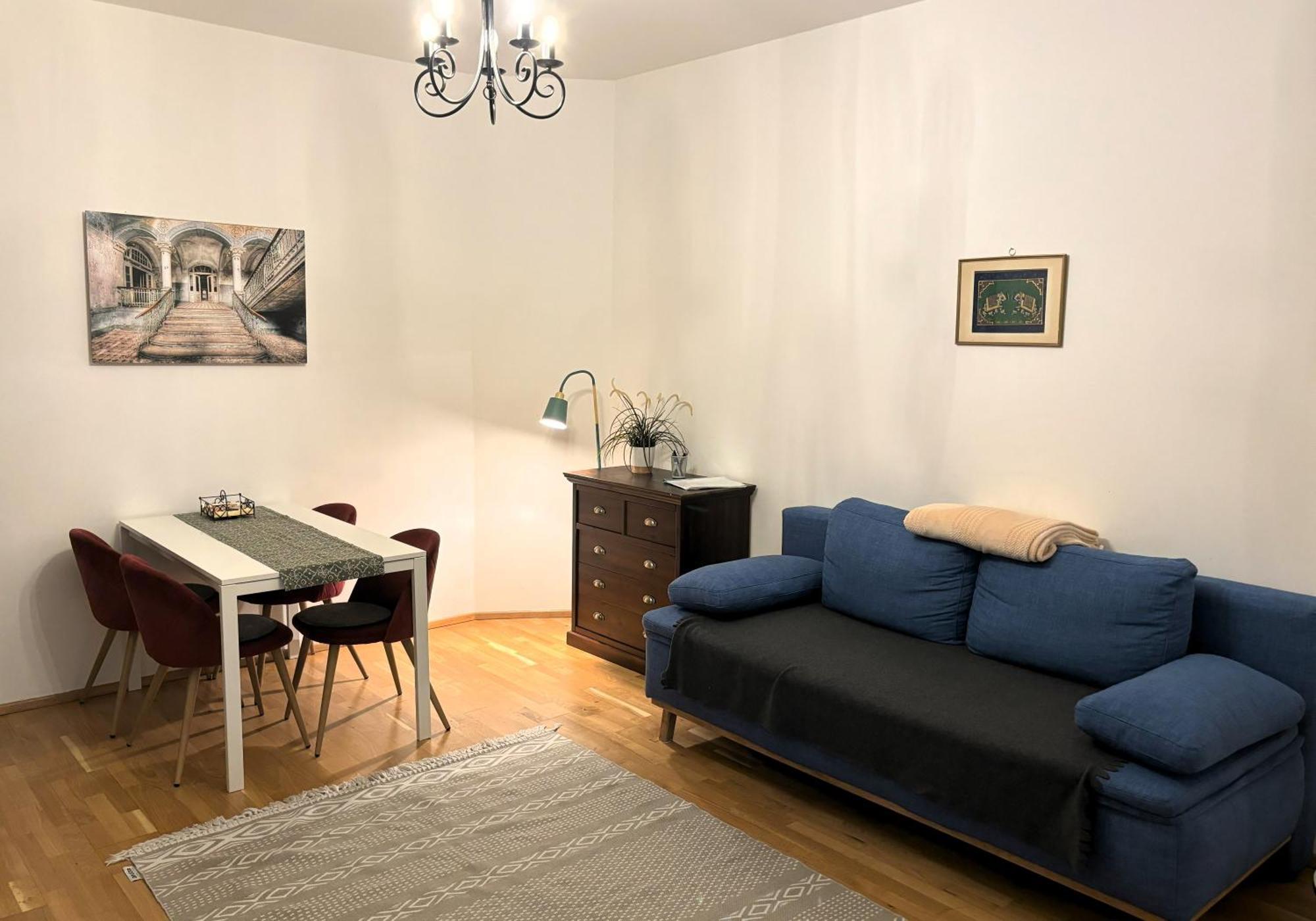 Casa Nostra - Ruhige Stadtwohnung mit Balkon Wien Exterior foto
